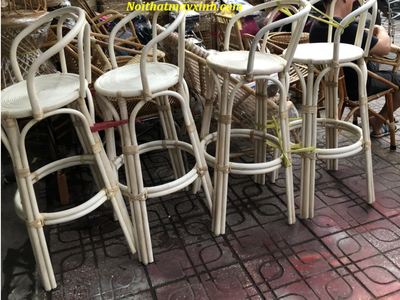 Bàn ghế quầy bar giá tốt 7