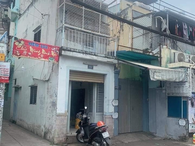 VỪA ở vừa kinh doanh - HƠN 2.67Tỷ - MẶT tiền đường  12M - dối diện trường 1