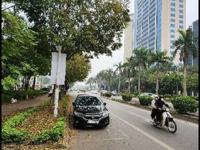 Bán chung cư c6 trần hữu dực, mỹ đình siêu rộng 136m2 -3.9 tỷ 1