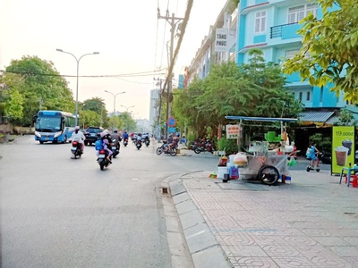 Dầu Bóng Phủ Gỗ Ngoài Trời A900 3239