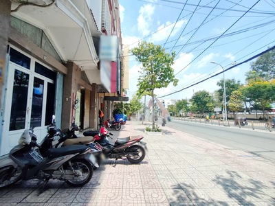 Dầu Bóng Phủ Gỗ Ngoài Trời A900 2904