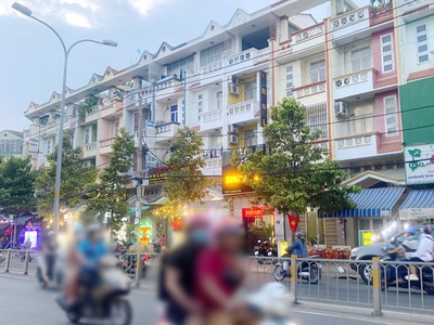 Dầu Bóng Phủ Gỗ Ngoài Trời A900 2910