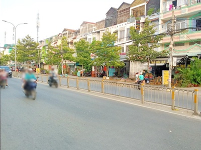 Dầu Bóng Phủ Gỗ Ngoài Trời A900 3257