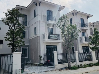 Dầu Bóng Phủ Gỗ Ngoài Trời A900 2734