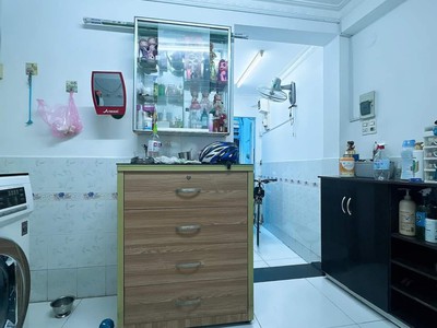 NHỈNH 2 TỶ- 21M2 - hẻm xe hơi  - 4 Tầng  - Nở hậu tài lộc 2