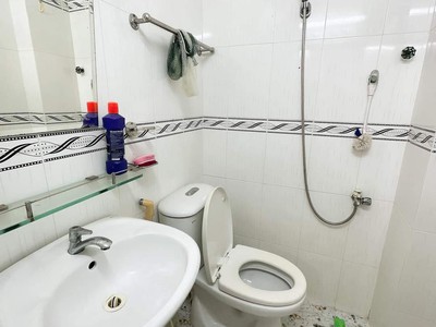 NHỈNH 2 TỶ- 21M2 - hẻm xe hơi  - 4 Tầng  - Nở hậu tài lộc 3
