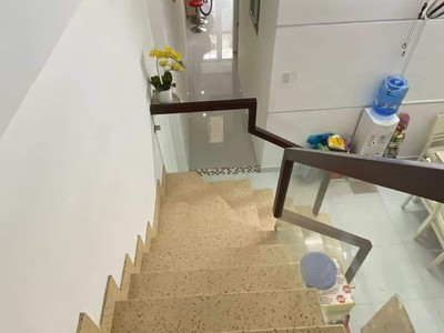 Dầu Bóng Phủ Gỗ Ngoài Trời A900 3704