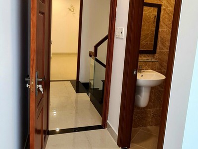 Bán gấp CHDV 5 Tầng HXH Đường LÊ LAI, P3,GÒ VẤP 1