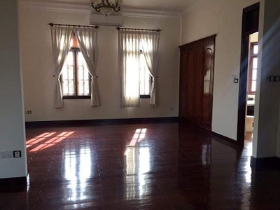 Hot hot chính chủ cần bán gấp toà lâu đài biệt thự village cao cấp 975 m2 - gần sông sài gòn - siêu 2