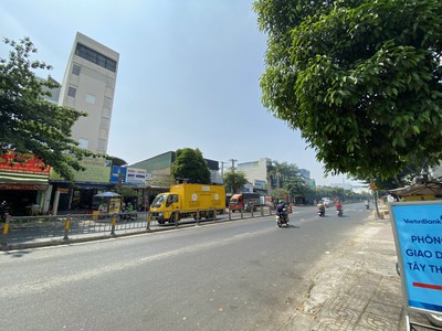 Mt 159 tây thạnh, dt 4x18, đang cho thuê 20tr/tháng. giá 12.5tỷ tl 1