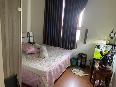 Bán trong tháng. ch 2pn view hồ bơi, tiện ích có sẵn, tặng kèm nội thất 4
