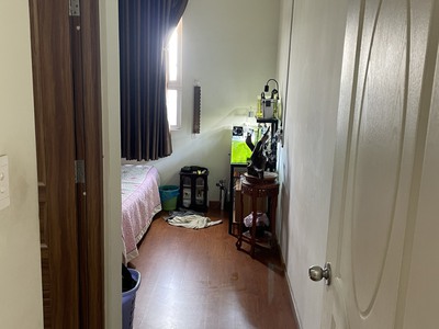 Bán trong tháng. ch 2pn view hồ bơi, tiện ích có sẵn, tặng kèm nội thất 1