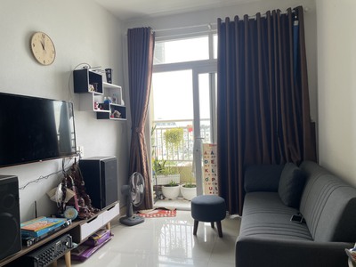 Bán trong tháng. ch 2pn view hồ bơi, tiện ích có sẵn, tặng kèm nội thất 3