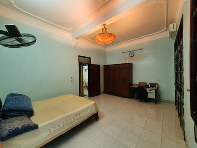 Bán nhà dân xây 86m2 x 4 tầng cực rẻ mặt đường khu phân lô quán nam, hải phòng 2