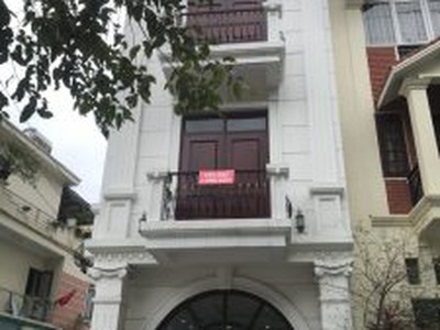 Dầu Bóng Phủ Gỗ Ngoài Trời A900 3355