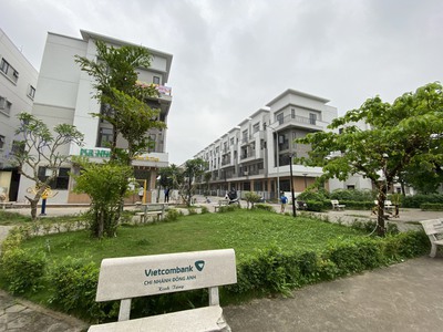 Dầu Bóng Phủ Gỗ Ngoài Trời A900 3043