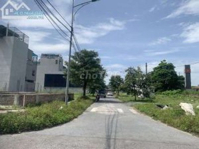 Dầu Bóng Phủ Gỗ Ngoài Trời A900 3565