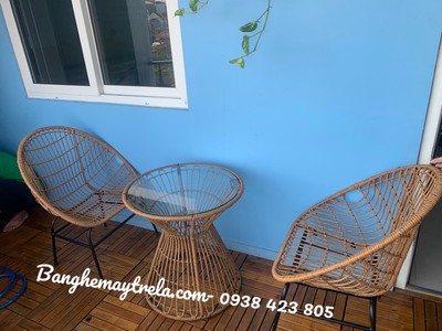 Bàn ghế ban công mây nhựa ngoài trời 6
