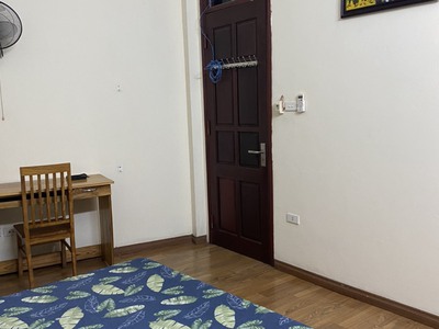 Phòng đủ đồ khép kín sạch sẽ 225 Quan Hoa Cầu Giấy 3tr5 1