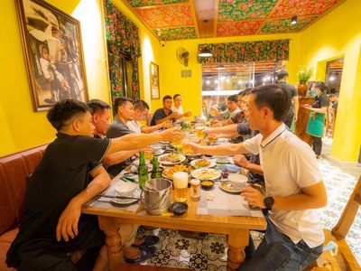 Tin hot hit, mặt phố vũ phạm hàm ngay ngã 4, diện tích 270m, mt rộng 7m 2