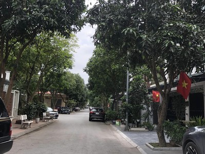 Biệt thự nhà vườn khu đô thị việt hưng 200m2 x 5 tầng thang máy, 9 ngủ, phù hợp ở kết hợp thuê vp 3