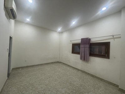 Cho thuê nhà riêng tầng trệt hẻm đặng thuỳ trâm 3
