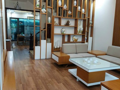 Bán nhà 4 tầng mặt phố khu Bắc Thanh Niên. vị trí đẹp, cạnh hồ và công viên hồ Bạch Đằng. 1