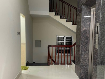 Toà văn phòng mặt phố nam từ liêm 25tỷ 100m mt 6m 6tầng thông sàn kinh doanh dòng tiền 3