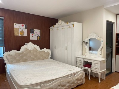 Bán trong tháng 5 căn hộ 4pn 135m2 su dụng ban giá nhinh 4ty 1