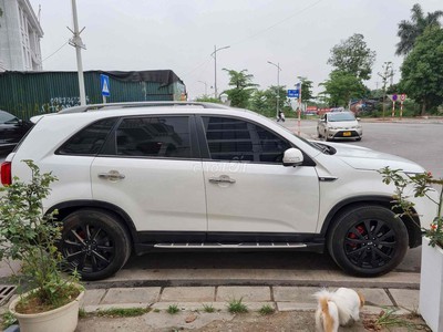 Bán xe sorento 2015,bản full,màu trắng. xe còn sử dụng to  phường minh khai, quận bắc từ liêm, hà 2