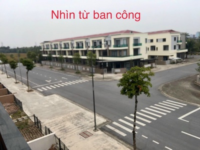 Dầu Bóng Phủ Gỗ Ngoài Trời A900 6724