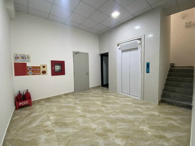Cho thuê tòa nhà 7 tầng có thang máy  lê hồng phong 60 tr 1