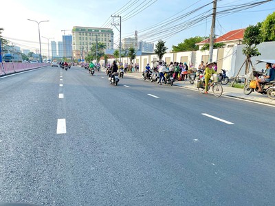 Vỡ nợ nên cần bán gấp lô đất 500m2 giá 380tr, SHR, bao sang tân công chứng 0