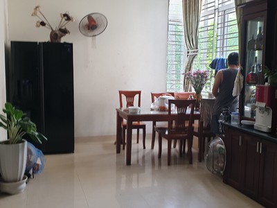 S.o.s  giá chỉ 110tr/m2 sở hữu căn biệt thự giang biên, lô góc ô tô tránh, 160m2, nhỉnh 17tỷ. 2