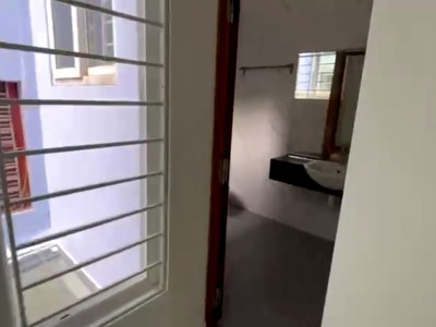 Cho thuê Nhà 222F, ngõ 260 Đội Cấn 6