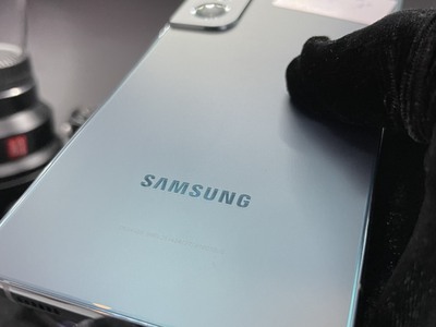 Samsung S22 2