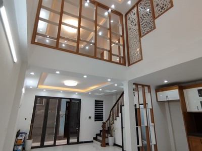 Cho thuê nguyên căn phố hào nam 40m, 5t, mt4.2m. kd online, ngõ to. 21tr . 1