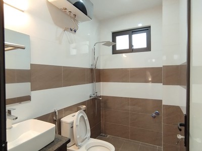 Cho thuê nguyên căn phố hào nam 40m, 5t, mt4.2m. kd online, ngõ to. 21tr . 3