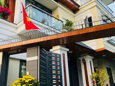Bán biệt thự sân vườn siêu đẹp thạnh xuân quận 12 , 3 tầng 7pn giá chỉ 9,2 tỷ 1