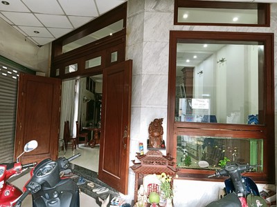 Nhà diện tích khủng   nội thất gỗ   thuoc phường trường thọ, tp thủ đức. mặt tiền đường lớn cho 3