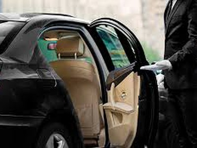 Dịch vụ đưa đón khách đi các tỉnh 1