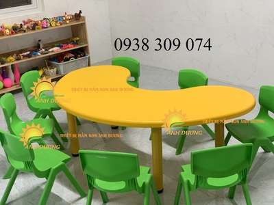 Bàn vòng cung mầm non, bàn bán nguyệt mầm non 0
