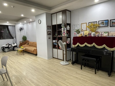 Chính chủ cần bán căn hộ chung cư tại t2 landmark ngoại giao đoàn, đường võ chí công, bắc từ liêm, 1