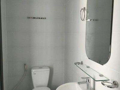 Cho thuê nhà mới nguyên căn 100 tại Uyên Hưng, Tân Uyên. 5