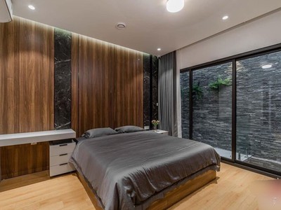 Cho thuê nhà  nguyễn thị định, 60m2. 5 ngủ cực rộng thoáng. ban công từng tầng. 16tr/tháng 1