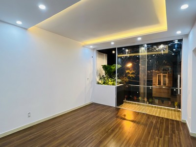 Bán nhà diện tích 52m 4 tầng, ngõ 5m ô.tô đỗ cửa 24h, giá 2.95 tỉ phố thư trung - đằng lâm 3