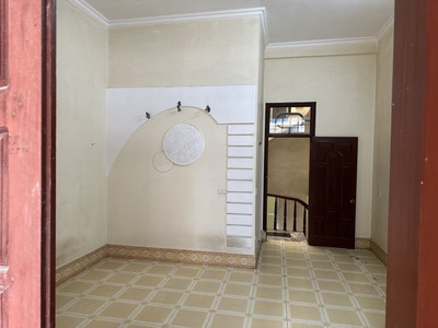 Cho thuê nhà Văn Cao giá 8 triệu oto tránh nhau 3