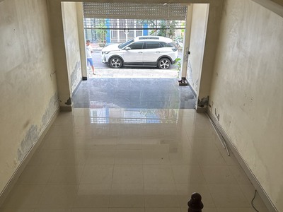 Cho thuê nhà Văn Cao giá 8 triệu oto tránh nhau 5