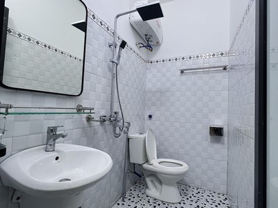 Bán nhà phố 213 thiên lôi, diện tích 44m 3 tầng, sân trước cực rộng, giá 2.19 tỉ nhà đẹp 4