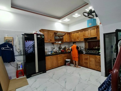 Bán nhà phố trại lẻ, diện tích 44m 3 tầng, giá rẻ chỉ 2.35 tỉ nhà đẹp về ở luôn 2